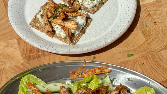 Tandoori Chicken Salad with Crispbreads